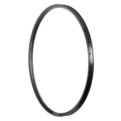New Stans No Tubes Arch MK4 Rim 27.5'' Holes: 32 Black - Image 1 of 3
