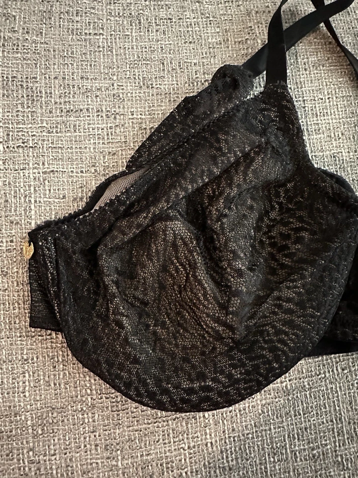 Natori Bra 34DD Underwire Lace Overlay Unlined Soft Cup Strap Black 734048 - Image 1 of 1