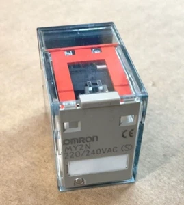 Omron MY2N-AC220/240V (S) Relay DPDT 220/240VAC - Picture 1 of 5