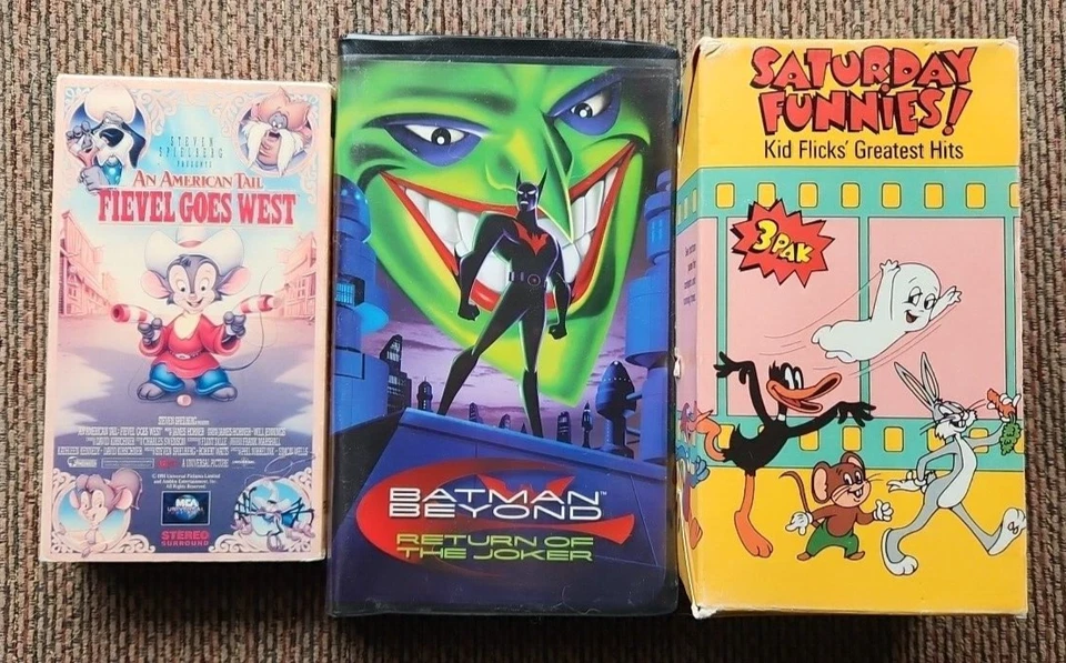 Fievel Goes West Batman Beyond Return Of Joker Saturday Funnies 3-Pack VHS Lot - Image 1 of 4