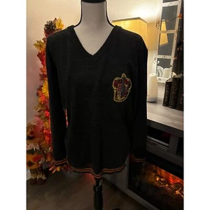 Harry Potter Gryffindor Charades sweater size M - Picture 1 of 3