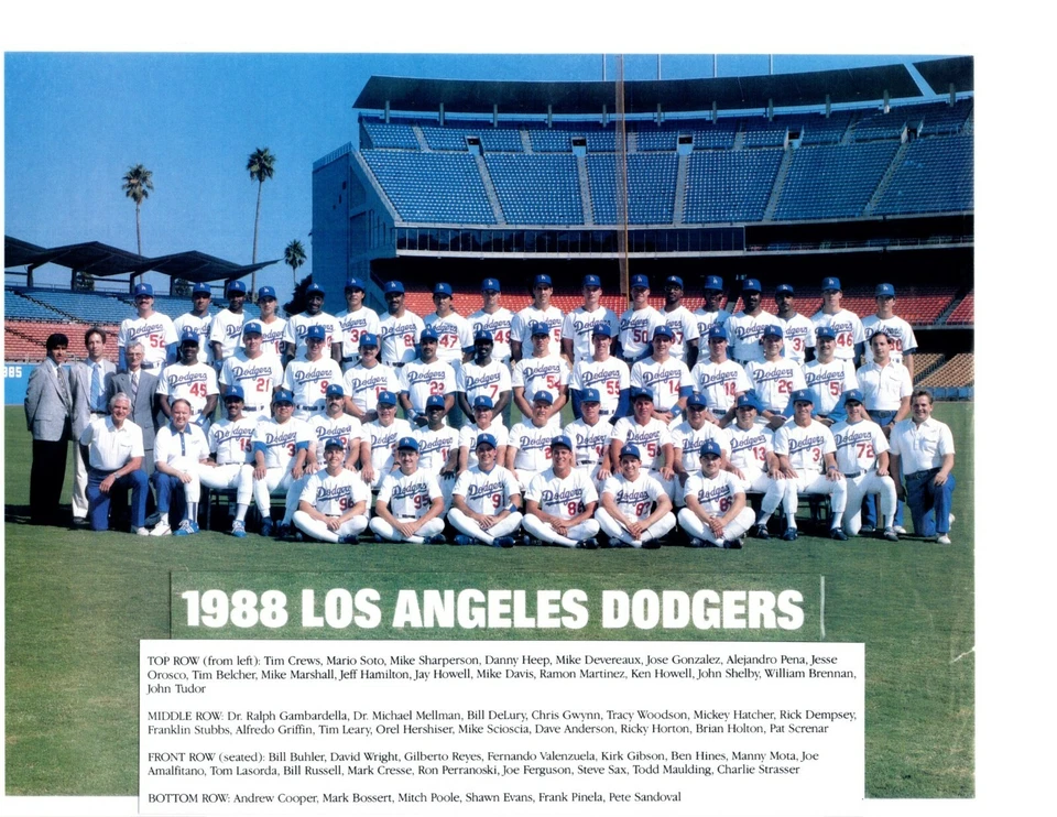 1988 LOS ANGELES DODGERS TEAM  8x10 PHOTO  BASEBALL GIBSON VALENZUELA MLB - Image 1 of 1