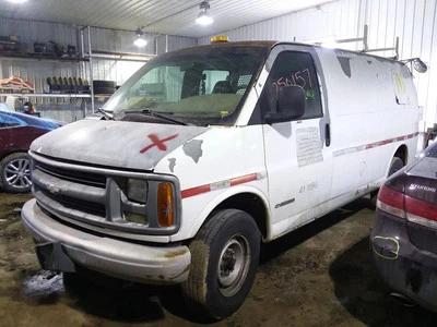 乘客下控制臂前部适合 88-00 雪佛兰 2500 拾货 2055052 — 第 1/4 张图片