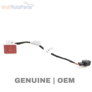 2004-2006 VW PHAETON - REAR LED RED DOOR Light 3D0947411D - Picture 1 of 4