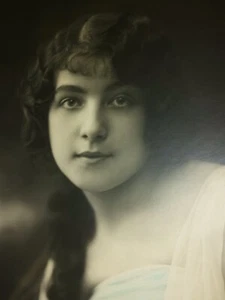 Foto Antigua Modelo Mujer Formato Grande "RPH" K.2354 - Alemania - Imagen 1 de 2