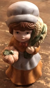 Harvest Pilgrim Girl Corn Pumpkin 5 1/4” Tall Thanksgiving - Picture 1 of 8