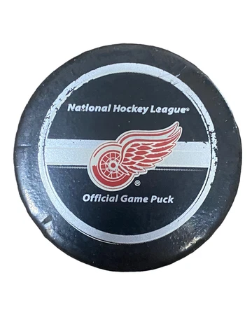 Detroit Red Wings NHL InGlasCo Official Game Puck Cover