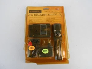 Browning 14 mm Wiederaufladbare ABS Ballistic Lite Wasserdichte Taschenlampe Neu in Packung - Bild 1 von 4