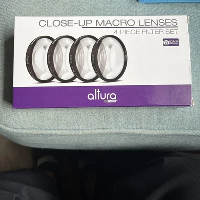 Altura Close-Up Macro Lenses 4 Pcs Filter Set And Pouch +1, +2, +4, +10 58MM  - Image 1 of 2