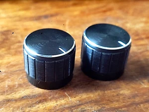 X2 knob bouton potard en ALU noir pour effets, pédales ,amplis  ..LOT DE 2 - Imagen 1 de 3