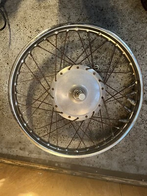 Suzuki TS250 TS 250 400 1971-1977 rueda delantera neumático cubo tambor llanta 19" 1972 Foto 1 de 4