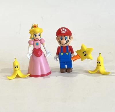 KNEX Mario Kart Wii Mini Figuras Nintendo Princesa Melocotón Y Mario K'NEX Foto 1 de 3