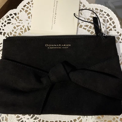 Estojo cosmético preto Donna Karan Cashmere Mist Collection - Imagem 1 de 4