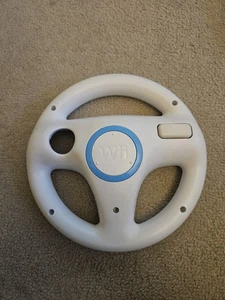 Offical Wii steering wheel - fast dispatch - Picture 1 of 2
