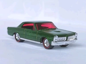 Hot Wheels Custom Pontiac GTO Green 65 Redline 1:64 Scale - Picture 1 of 15