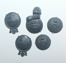 Dwarf Duardin ironbreakers bits - Warhammer shields plastic games workshop AOS