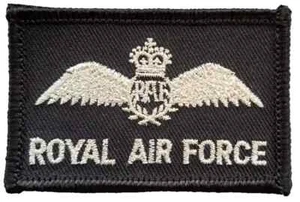 Royal Air Force RAF Pilot Flügel KLEIN gestickter Aufnäher Abzeichen - MOD LIZENZIERT - Bild 1 von 5