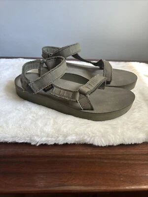 Sandalias Teva Midform Universal de Lona Oliva para Mujer Talla 10 con Tiras 1127570 $65 Foto 1 de 4
