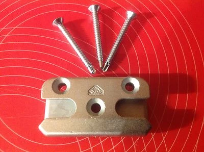 Roto 482340 Sicherheits-Schließblech Pilzkopf inkl. 3 Schrauben