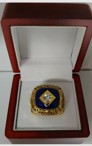 Wayne Gretzky - 1984 Edmonton Oilers Stanley Cup Ring With Wooden Display Box Cover