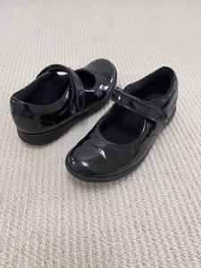 Las mejores ofertas en Zapatos de Cuero Charol Clarks para Niñas | eBay