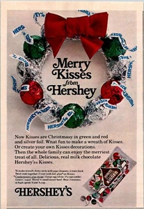 PRINT AD 1975 Merry Kisses from Hershey Christmas Wreath Red Bow Small 5 x 7 - Picture 1 of 1