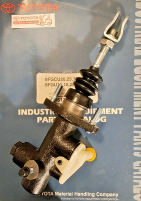 CILINDRO MAESTRO FRENO TOYOTA 47210-U2170-71 ALTA CALIDAD Foto 1 de 3