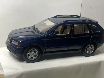 1/24 🇨🇵 BMW X5   métal+ouvrants - Photo 1/4
