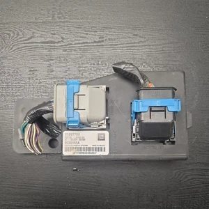 21997788 GMC 2004 Canyon Chevy Colorado Body Control Module BCM OEM W36 - Picture 1 of 3