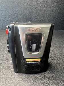 Sony TCM-16 Cassette Recorder/Lettore Cassette-Corder Walkman Funzionante - Foto 1 di 5
