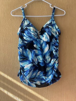 Croft & Barrow Women's Tankini Top Size Large Blue white Swim Swimsuit Top - Image 1 of 4