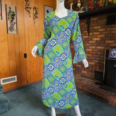 Vtg 60s Psychedelic Trumpet Sleeve Hippie Love Child Belted Caftan Midi Dress M - Image 1 of 4