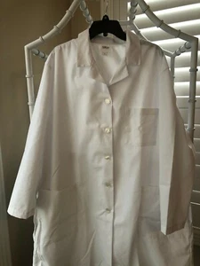 Women's 1st Quality Meta Lab Coat Sizes; 2XL Style # 15113 for 14.00 - Picture 1 of 2