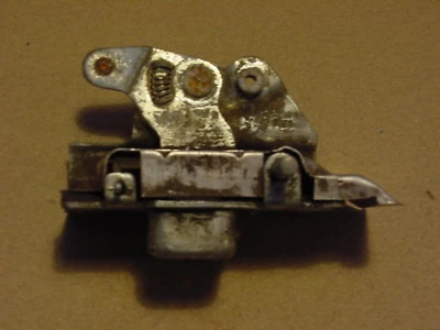 Mecanismo de captura de puerta genuino VW Volkswagen Bug Beetle 1956-64 Foto 1 de 4