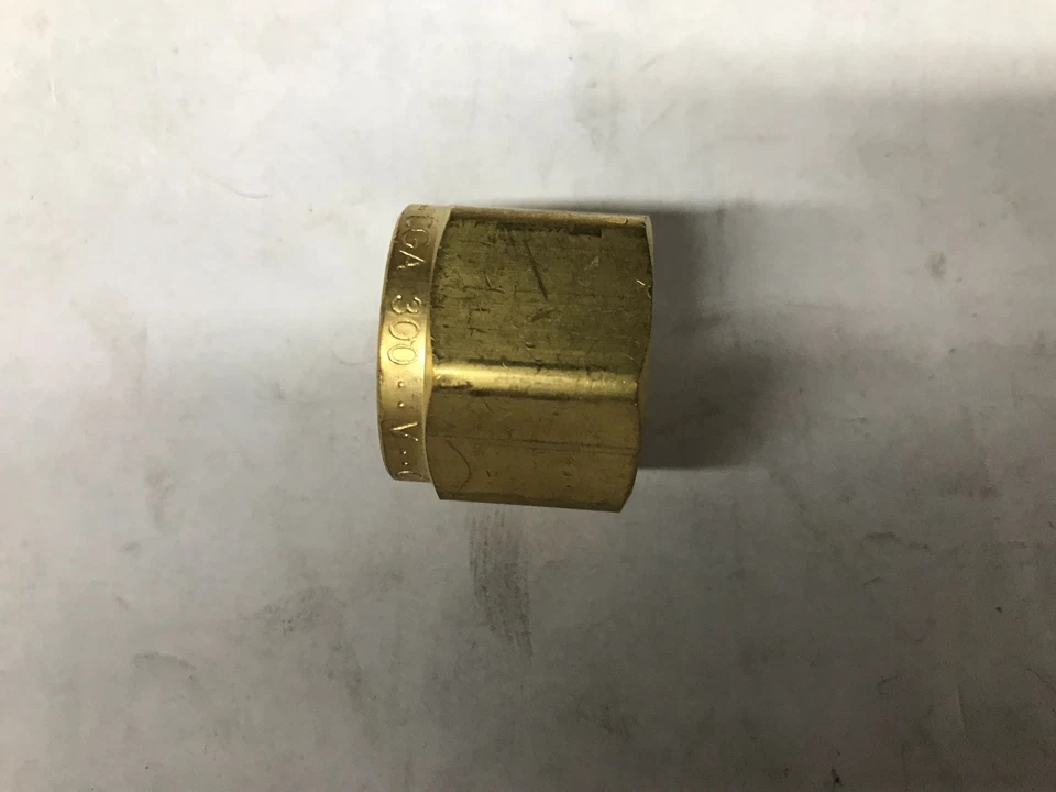 NUT, CGA-300 / WESTERN ENTERPRISE 16-2 / SUPERIOR N-56