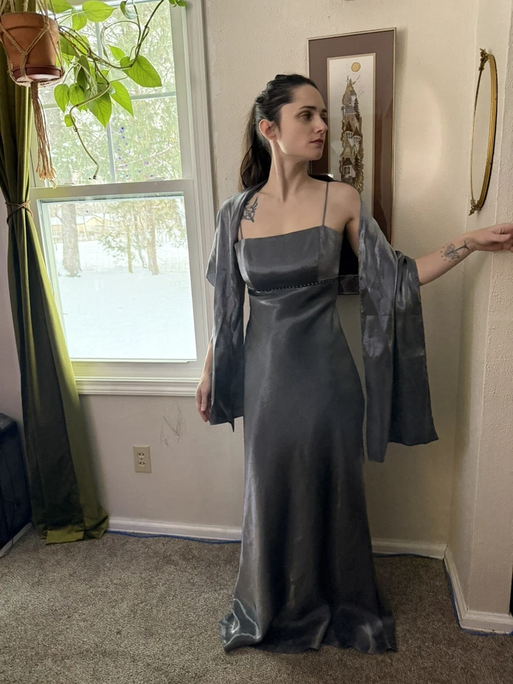 Maxi Vestido Vintage Blondie Nites Baile de graduación Años 90 Y2K Gris Plateado Foto 1 de 4