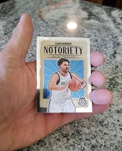 2023-24 Panini Mosaic Luka Doncic Notoriety Card #8 Dalas Mavericks - Bild 1 von 3
