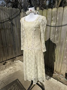 Vintage 70's Greenco Maid Wedding Dress Ivory Lace With Veil Long Sleeve Size 4 - Picture 1 of 24