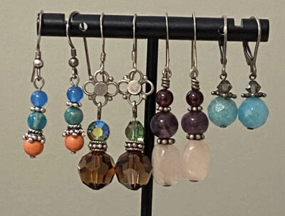 4 PAIRS MIXED LOT MULTIPLE COLORS CRYSTAL & GEMSTONE DANGLE EARRINGS - Image 1 of 4