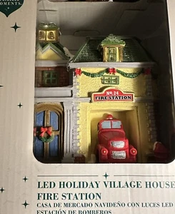 Merry Moments Aldi Fire Station Light Up Christmas Village House New - Picture 1 of 3