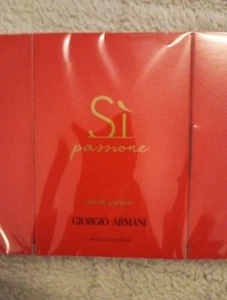 GIORGIO ARMANI -Si Passione EAU De Perfume 3 X 1.2ml EDP Spray TRAVEL Sample 💖 - Picture 1 of 5