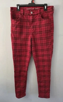 Pantalones de mezclilla a cuadros rojos de tiro alto AMERICAN EAGLE para mujer talla 14 Navidad  Foto 1 de 4