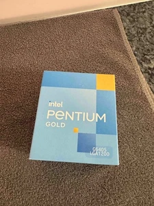 *NEW Factory Sealed* Intel Pentium Gold G6405 4.1GHz 4MB Desktop Processor - Picture 1 of 5