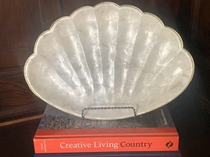 Vintage Capiz Shell Tray Trinket Dish Vanity Tray Scalloped Edge Brass Trim - Picture 1 of 5
