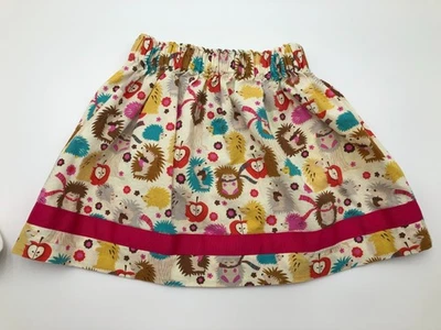 Pearly Gray little girls Hedgehog & apples Print skirt size M - Image 1 of 3