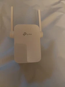 TP-Link N300 WiFi Extender Signal Booster for Home RE105 (TL WA855RE) - Picture 1 of 4