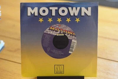 BOYZ II MEN "PLEASE DON'T GO / UHH AHH" 45 RPM 7" EXC RECORD [D32-21] - Image 1 of 4