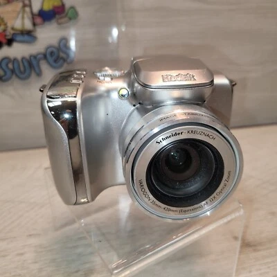 Kodak EasyShare Z612 6.1MP Digital Camera Silver For Parts Only Untested  - Image 1 of 4