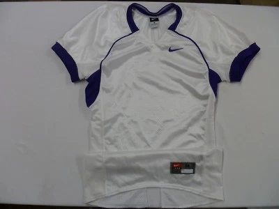 Camiseta de fútbol para hombre Nike Team Defender, blanca y morada Foto 1 de 4