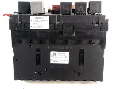 2007-2009 Mercedes W221 S550 CL550 Rear Trunk Fuse Box Relay Block 221540305 - Image 1 of 4